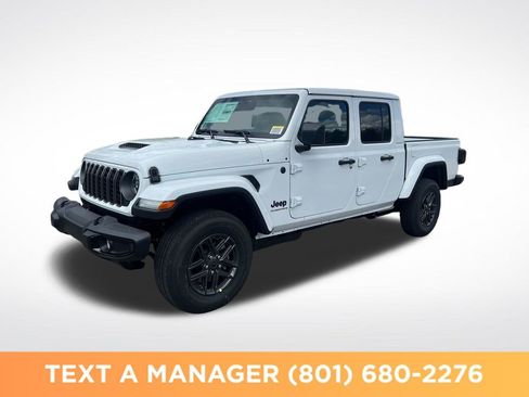 New 2026 Jeep Gladiator Sport AWD/4WD image 1