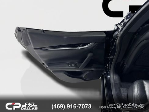 Used 2016 Maserati Ghibli RWD image 16