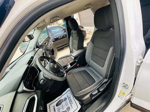 Used 2021 Chevrolet TrailBlazer LS FWD image 17