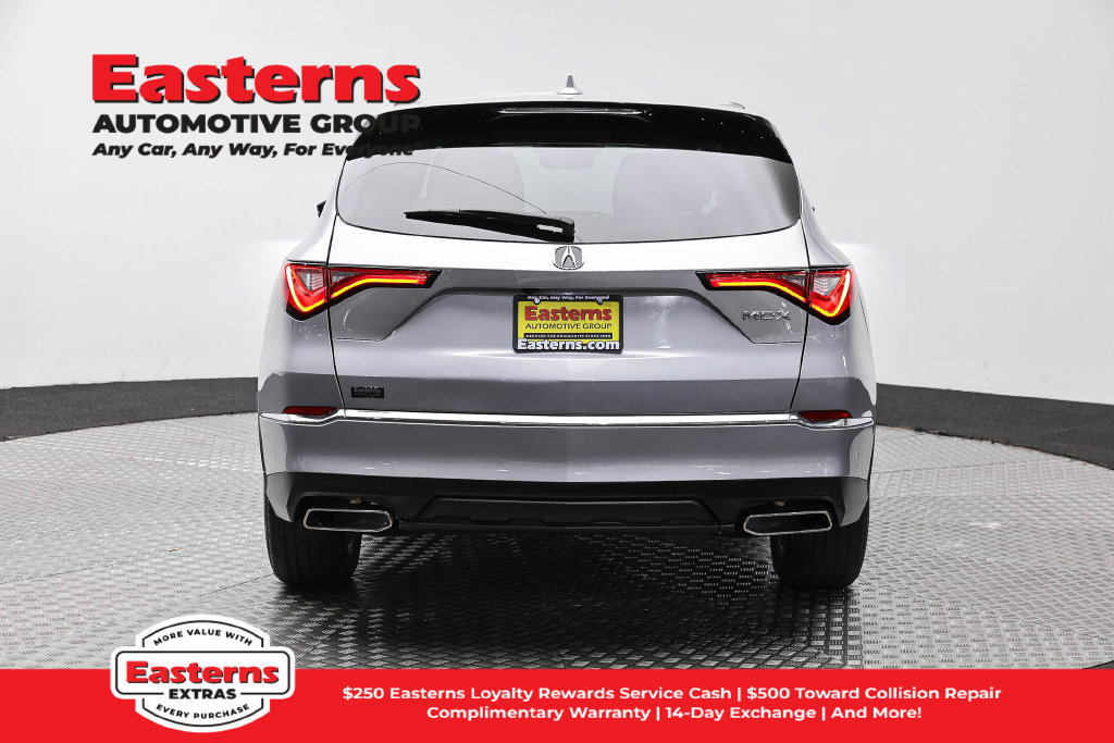 Used 2023 Acura MDX SH-AWD image 7