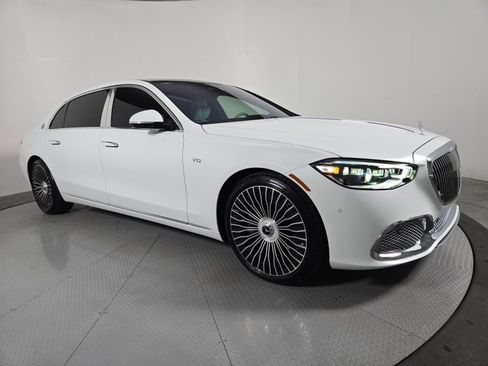 Used 2026 Mercedes-Benz Maybach S 680 4MATIC image 19