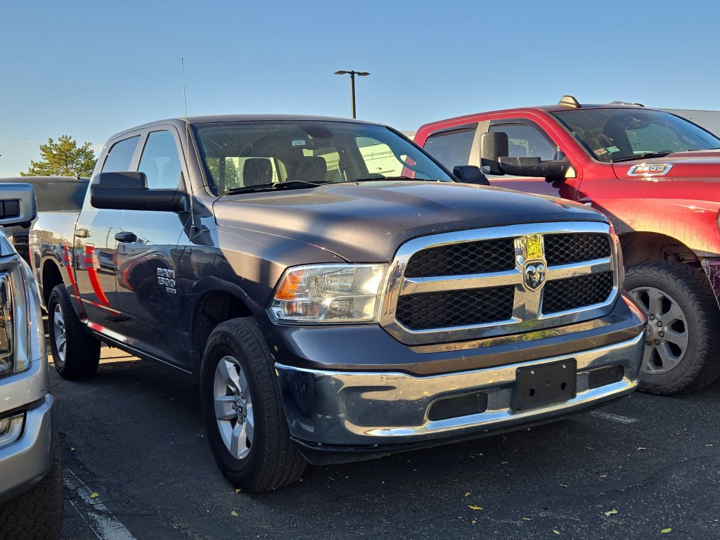 Used 2023 RAM 1500 Classic SLT w/ Trailer & Traction Group AWD/4WD image 3