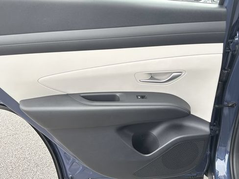 Certified 2026 Hyundai Tucson SE FWD image 21