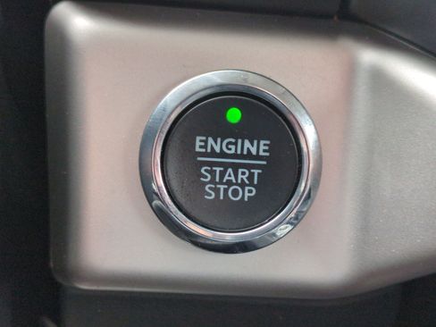 Used 2024 Ford Expedition XLT AWD/4WD image 20
