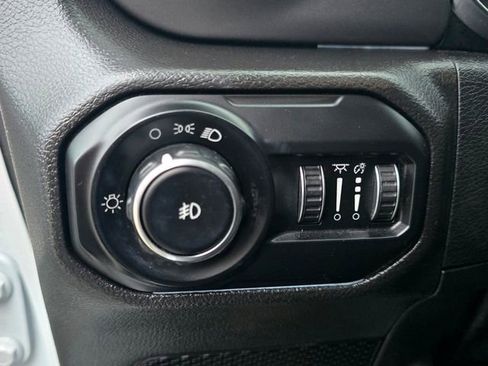 Certified 2021 Jeep Wrangler Unlimited Willys image 16