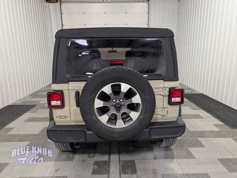 Used 2022 Jeep Wrangler Unlimited Sport image 3