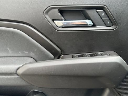 New 2025 GMC Canyon Elevation w/ Convenience Package image 9