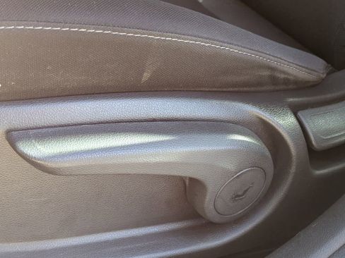 Used 2018 Hyundai Elantra SEL image 18