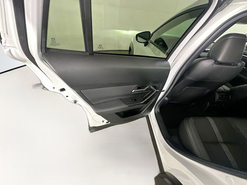 Used 2025 MAZDA CX-50 AWD 2.5 S w/ Premium Package image 26