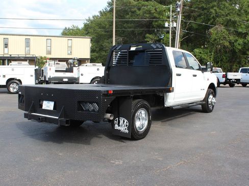 Used 2024 RAM 3500 SLT w/ Quick Order Package 2YG SLT AWD/4WD image 13