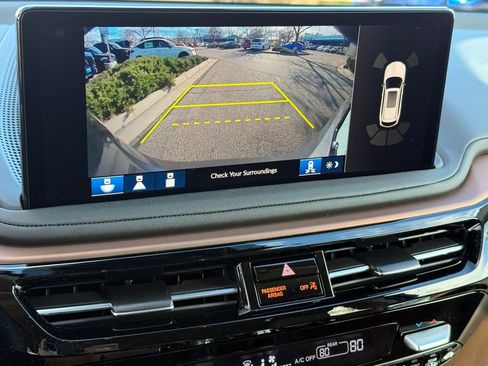 Used 2025 Acura MDX w/ Technology Package image 29