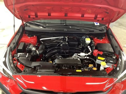 Used 2024 Subaru Crosstrek 2.0i Premium image 11