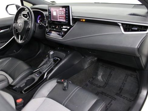 Used 2019 Toyota Corolla XSE image 26
