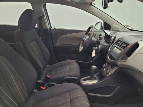 Used 2016 Chevrolet Sonic LT FWD image 21