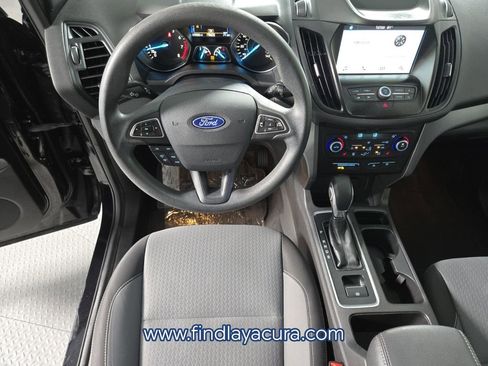 Used 2019 Ford Escape SE image 12