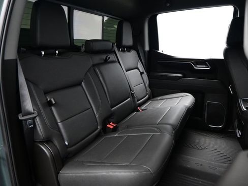 Used 2025 Chevrolet Silverado 1500 LT Trail Boss w/ Convenience Package II image 35