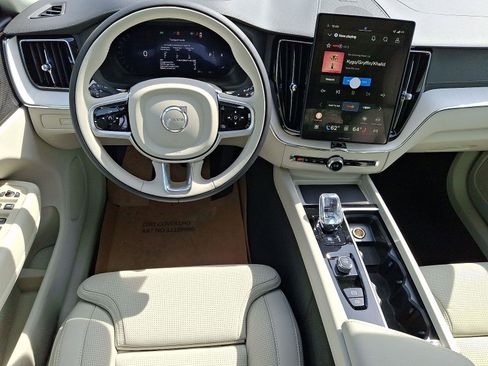 New 2026 Volvo XC60 B5 Ultra w/ Climate Package AWD/4WD image 8
