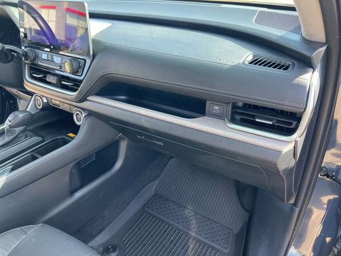 Used 2024 Toyota Grand Highlander Limited image 28