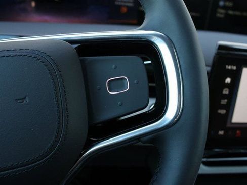 New 2026 Lincoln Nautilus Premier image 36