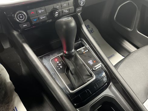 Used 2023 Jeep Compass Latitude AWD/4WD image 24