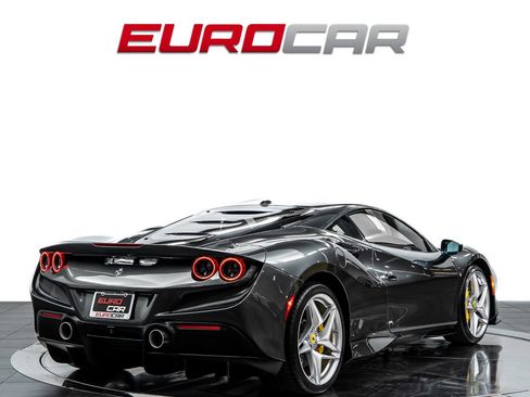 Used 2021 Ferrari F8 Tributo RWD image 5