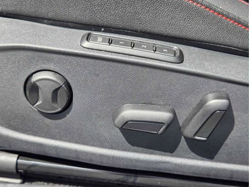Used 2024 Volkswagen Jetta GLI Autobahn FWD image 19