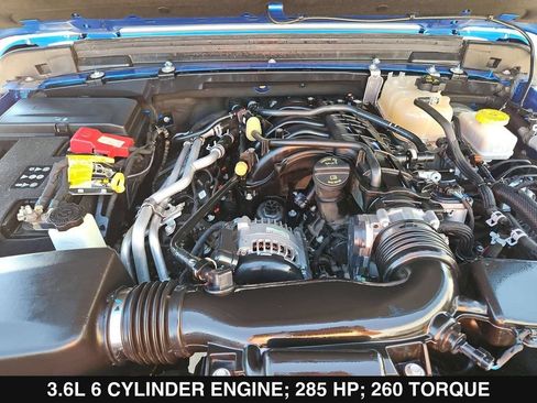 Used 2022 Jeep Wrangler Unlimited Sport AWD/4WD image 37