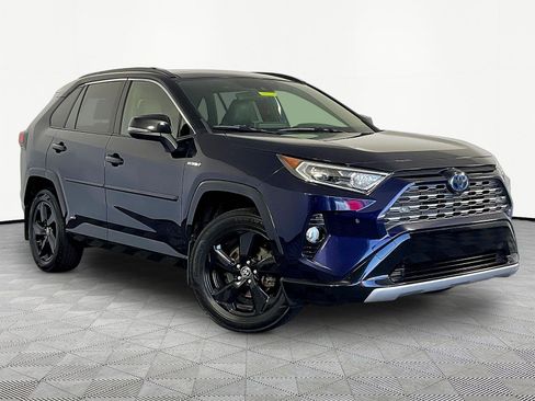 Used 2020 Toyota RAV4 XSE AWD/4WD image 3