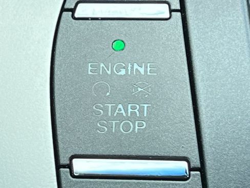Used 2015 Lincoln MKZ AWD w/ Equipment Group 101A Select image 27