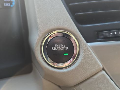 Certified 2019 GMC Yukon XL Denali w/ Denali Ultimate Package AWD/4WD image 22