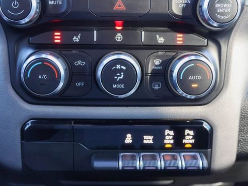 Used 2022 RAM 1500 Big Horn image 24