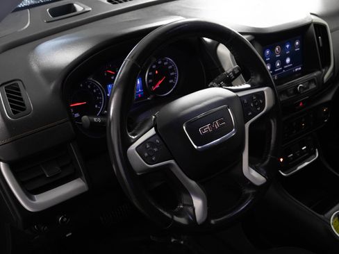 Used 2020 GMC Terrain SLE w/ LPO, Floor Liner Package FWD image 32