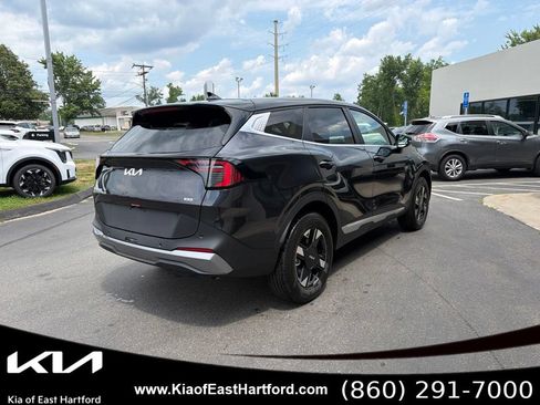 New 2026 Kia Sportage LX w/ LX Convenience Package AWD/4WD image 8