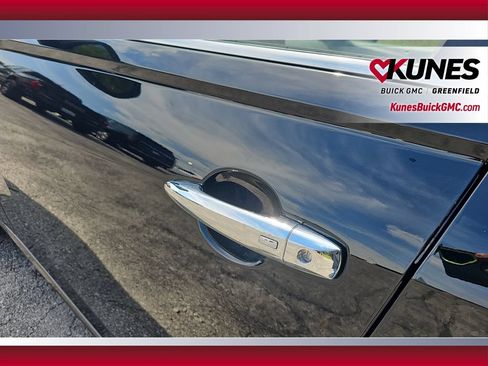 Used 2025 Nissan Altima 2.5 SV FWD image 26