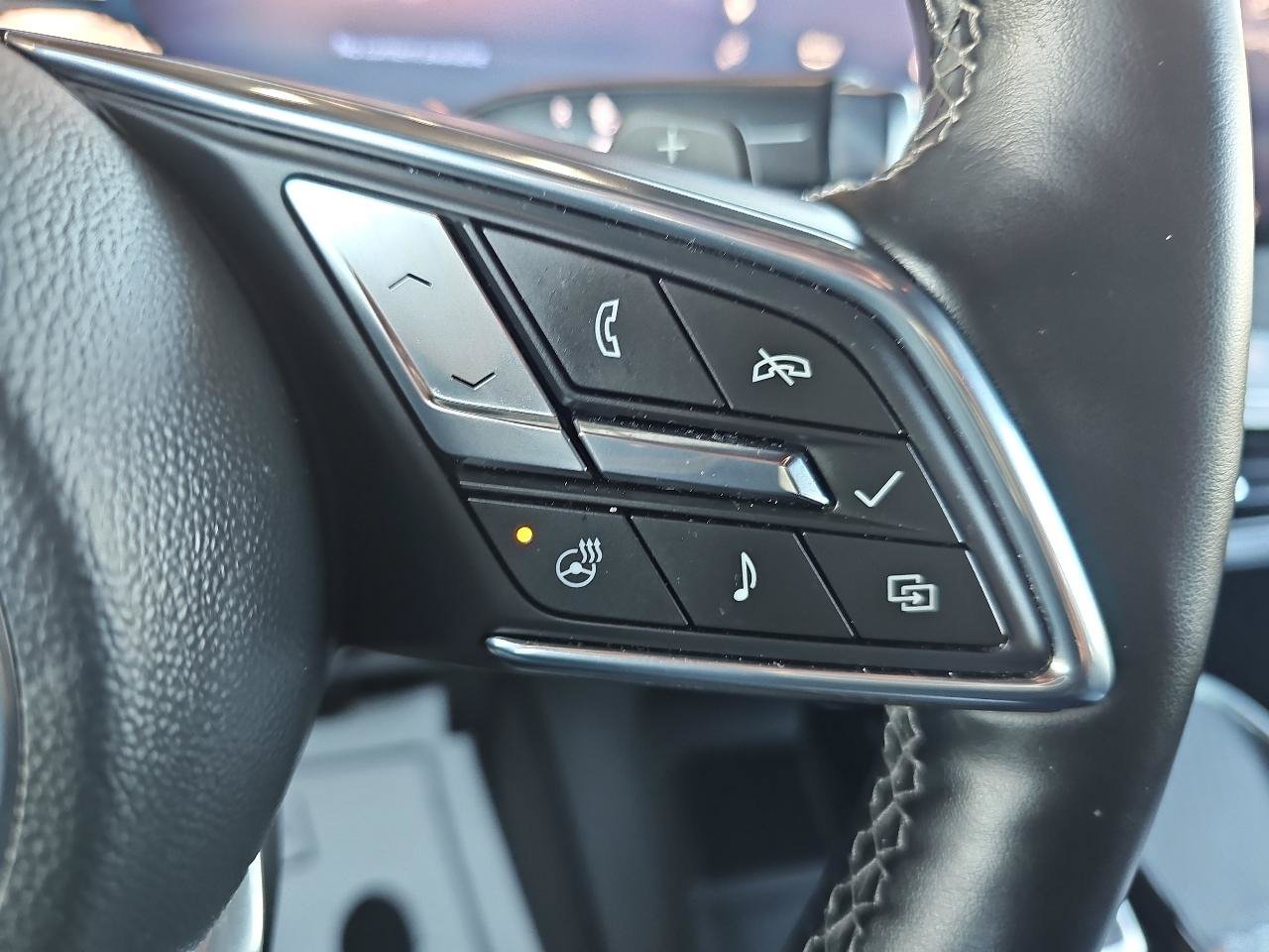 Used 2025 Buick Enclave Preferred FWD image 23