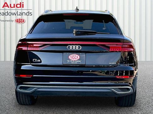 Used 2023 Audi Q8 Premium w/ Convenience Package AWD/4WD image 5