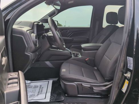 Used 2024 Chevrolet Colorado Trail Boss w/ LPO, Dark Essentials Package AWD/4WD image 18