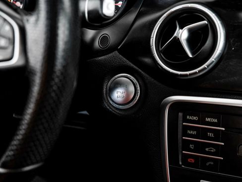 Used 2019 Mercedes-Benz CLA 250 image 21