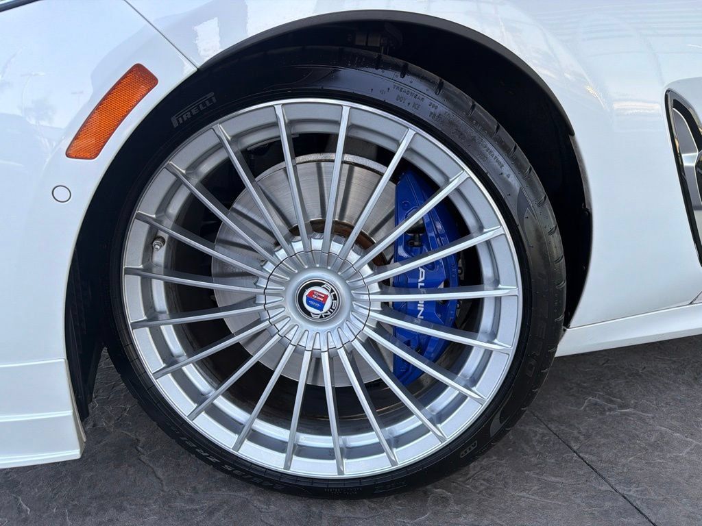 Used 2023 BMW ALPINA B8 xDrive Gran Coupe AWD/4WD image 5