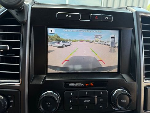 Used 2017 Ford F150 XLT w/ Equipment Group 302A Luxury AWD/4WD image 15