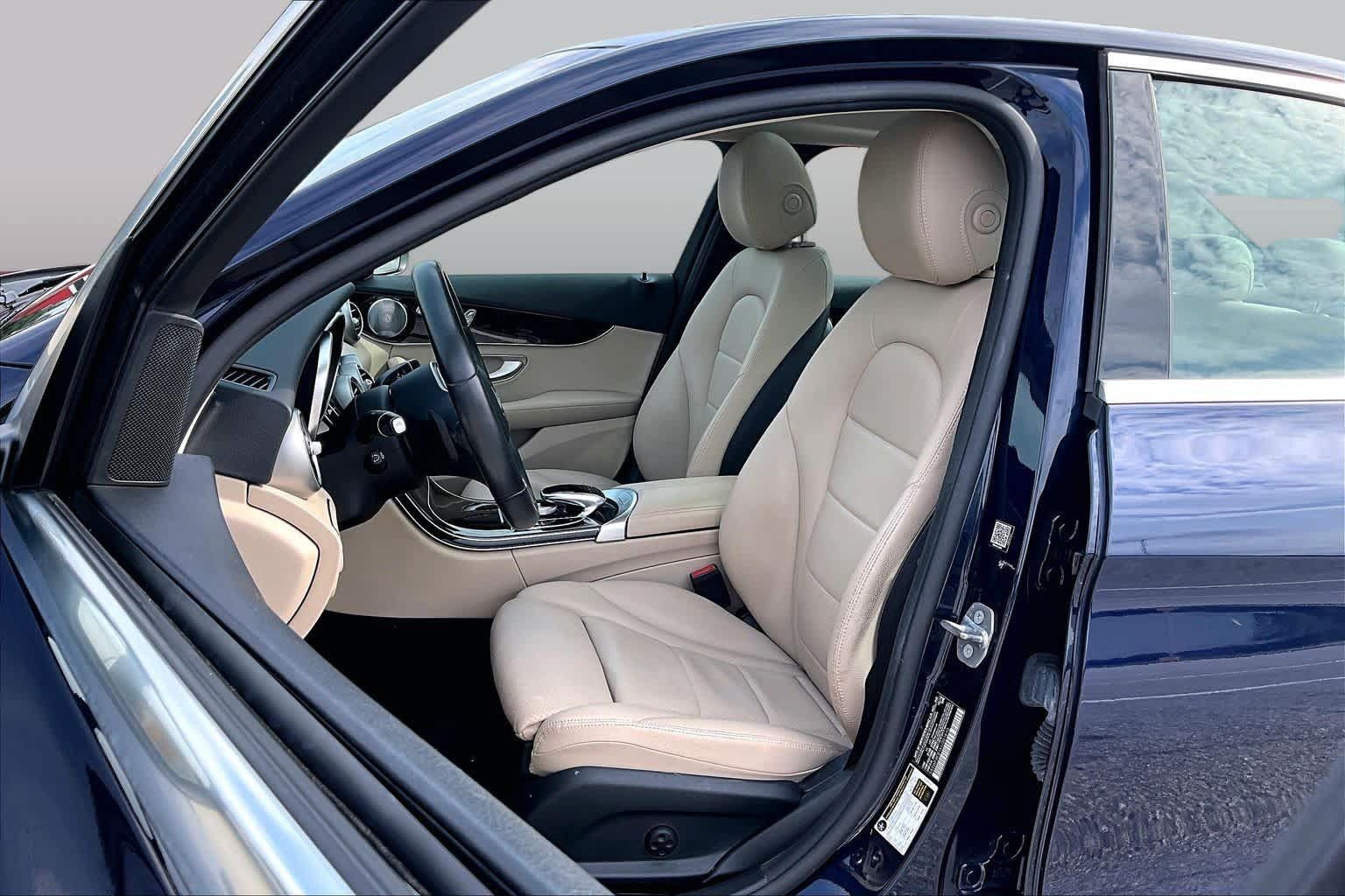 Used 2019 Mercedes-Benz C 300 4MATIC Sedan image 8