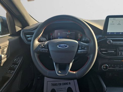 Used 2025 Ford Escape ST-Line image 12
