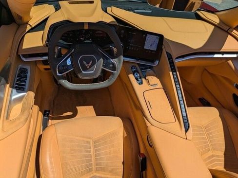 Used 2021 Chevrolet Corvette Stingray Premium Conv w/ Z51 Performance Package image 16