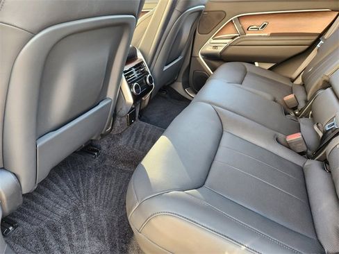 Used 2024 Land Rover Range Rover SE image 29