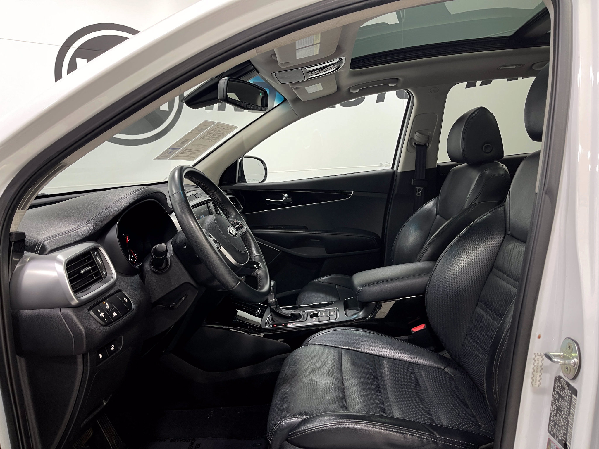 Used 2020 Kia Sorento SX FWD image 13