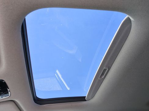 Used 2024 Hyundai Santa Fe Limited image 19