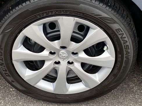 Used 2023 Toyota Corolla LE image 24