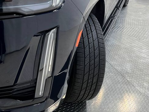 Used 2021 Cadillac Escalade ESV Sport Platinum AWD/4WD image 43