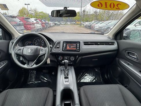 Used 2016 Honda HR-V LX image 13