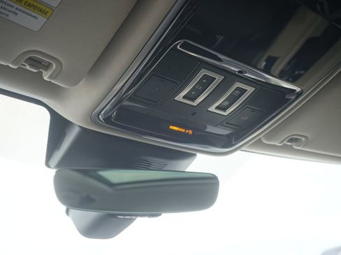 Used 2021 Land Rover Range Rover Westminster Edition image 16